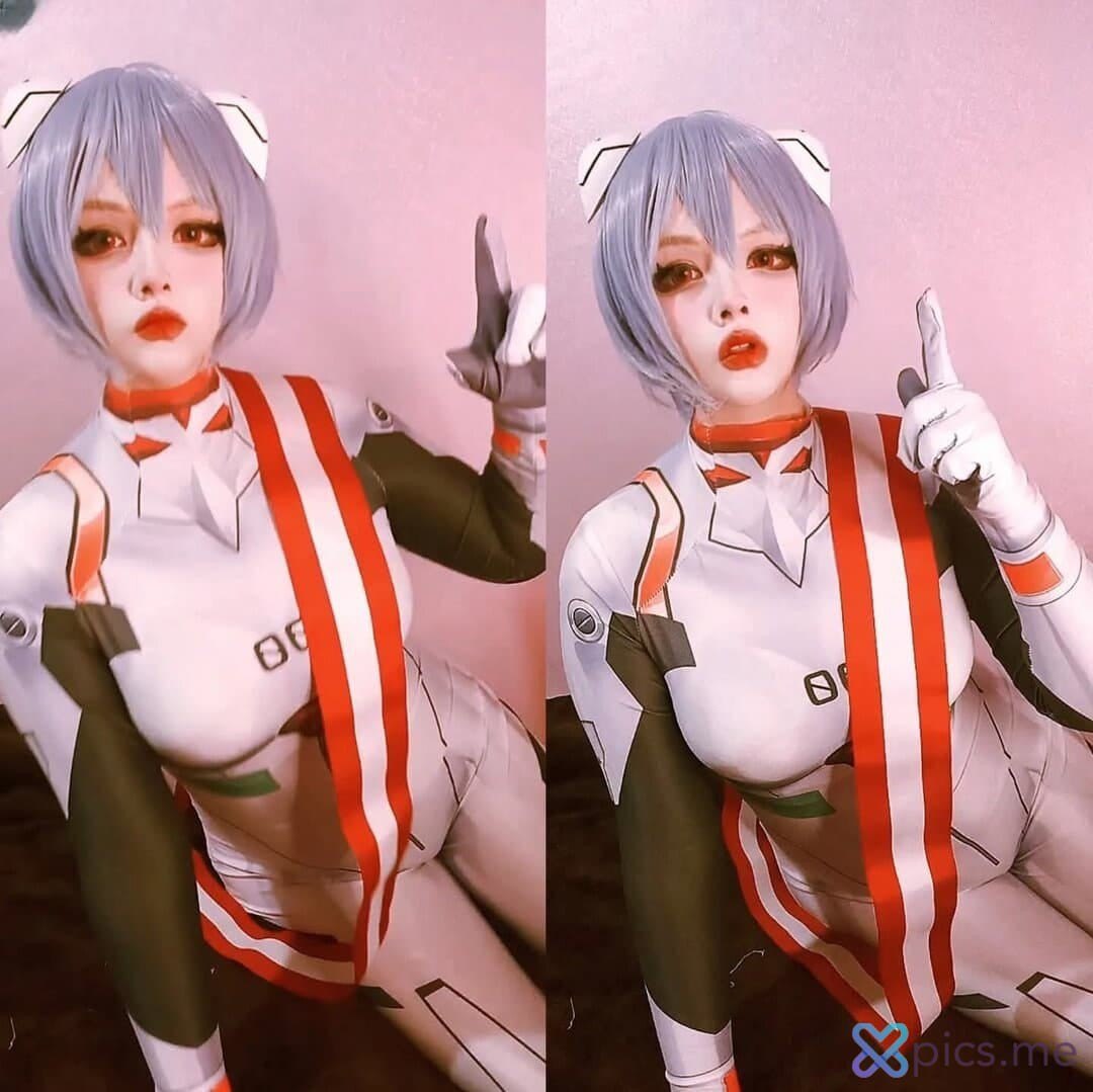 Cosplayer vende en privado 2