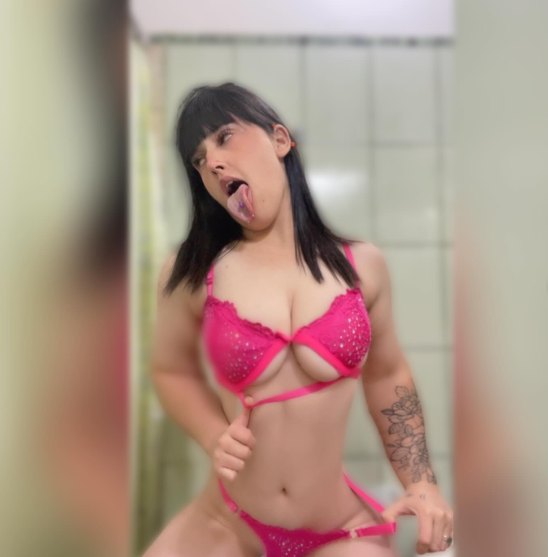 de esta tetona?