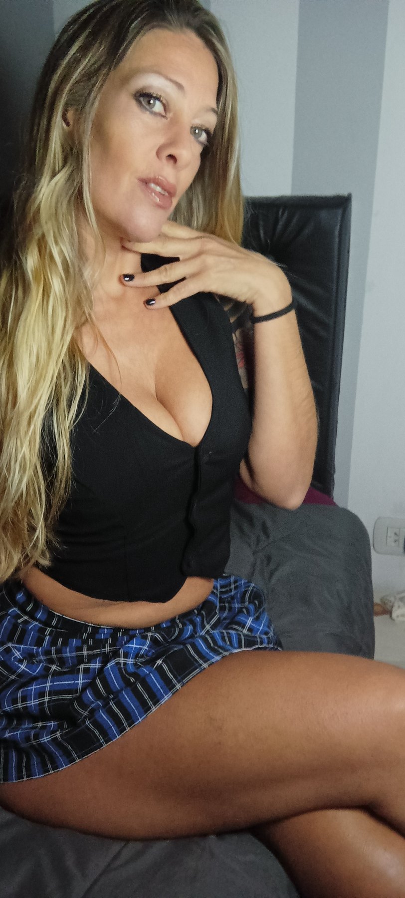 @vanevanuchi/ vanuchita