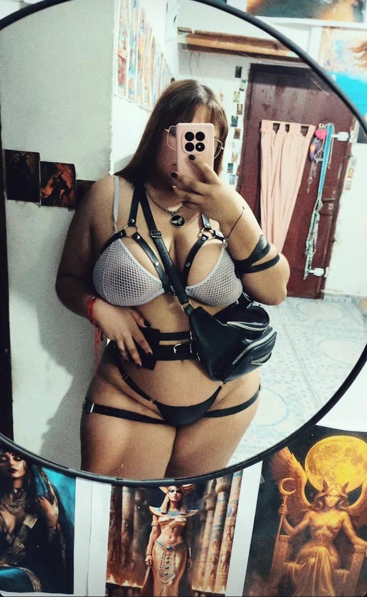 algo de la tetona de sol