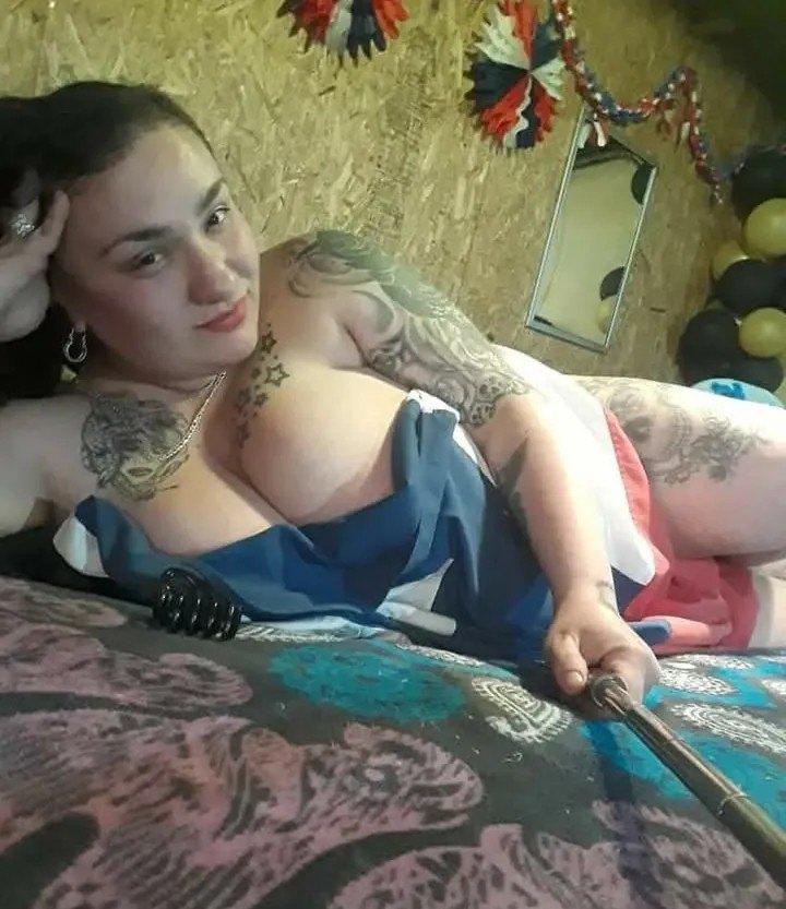 algo de ella?