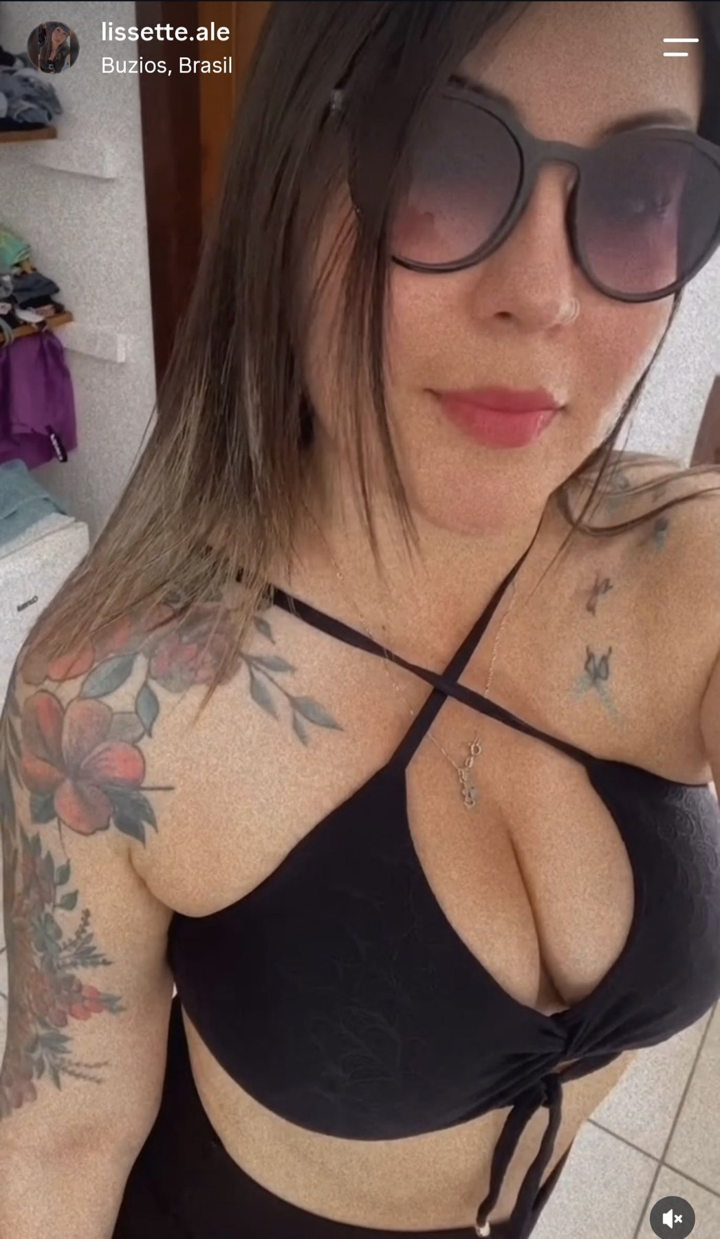 Algo de ella ?
