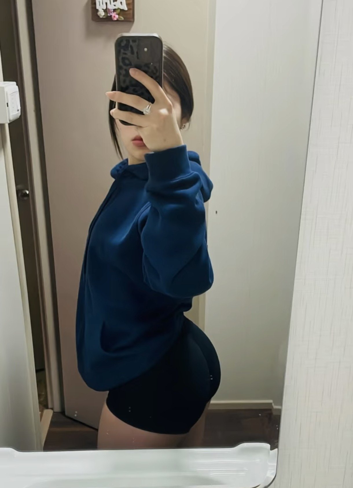 Que alguien suelte de esta flaquita
