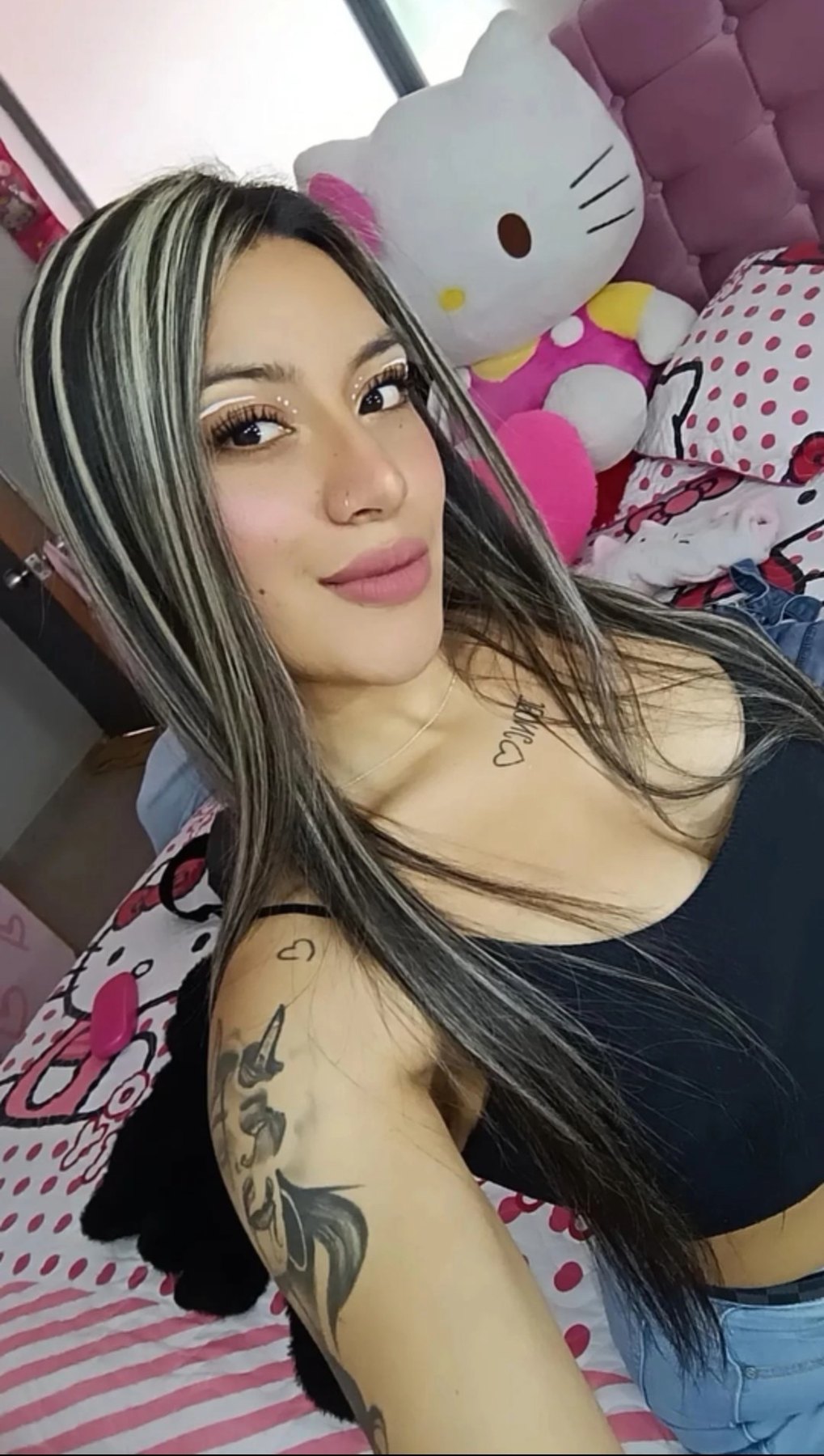 Saquen de esta...Dayana Caicedo