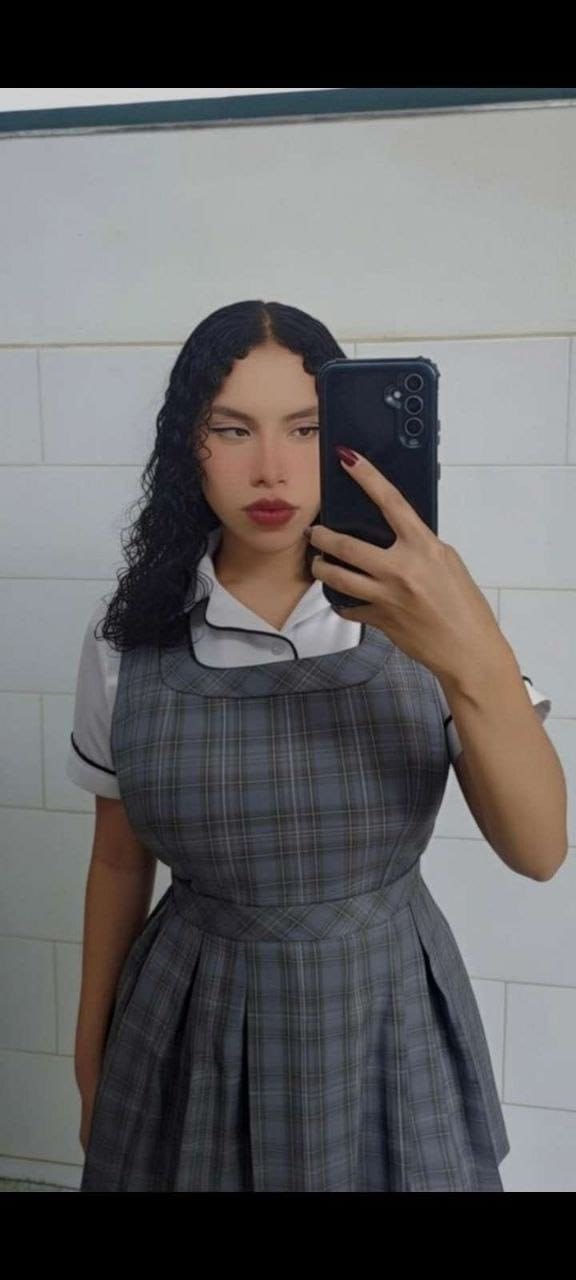 Tienen mas de esta putita?