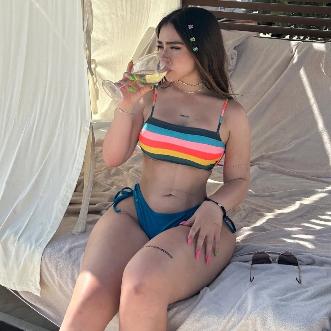 Debanhy Andrade de MTY