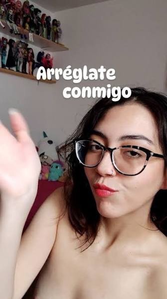 Algo de esta morra?