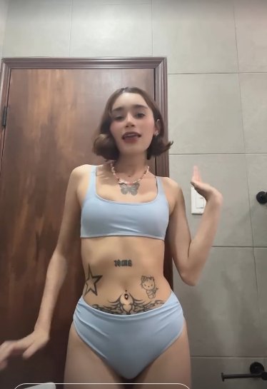Algo de ella? babysadturn