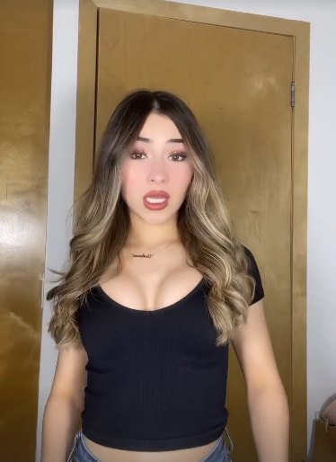 Valeritaaa.commm de ellaa??