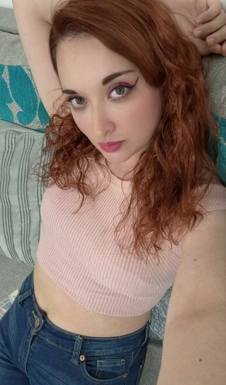 Existe algo de ella?