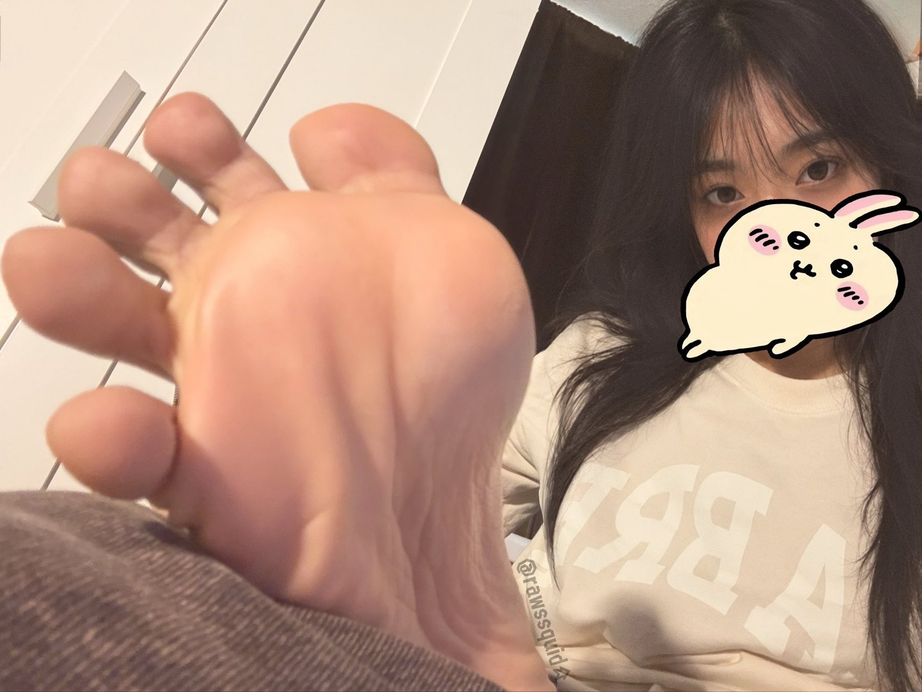 Hilo dedicado a los pies de Squid-Chan