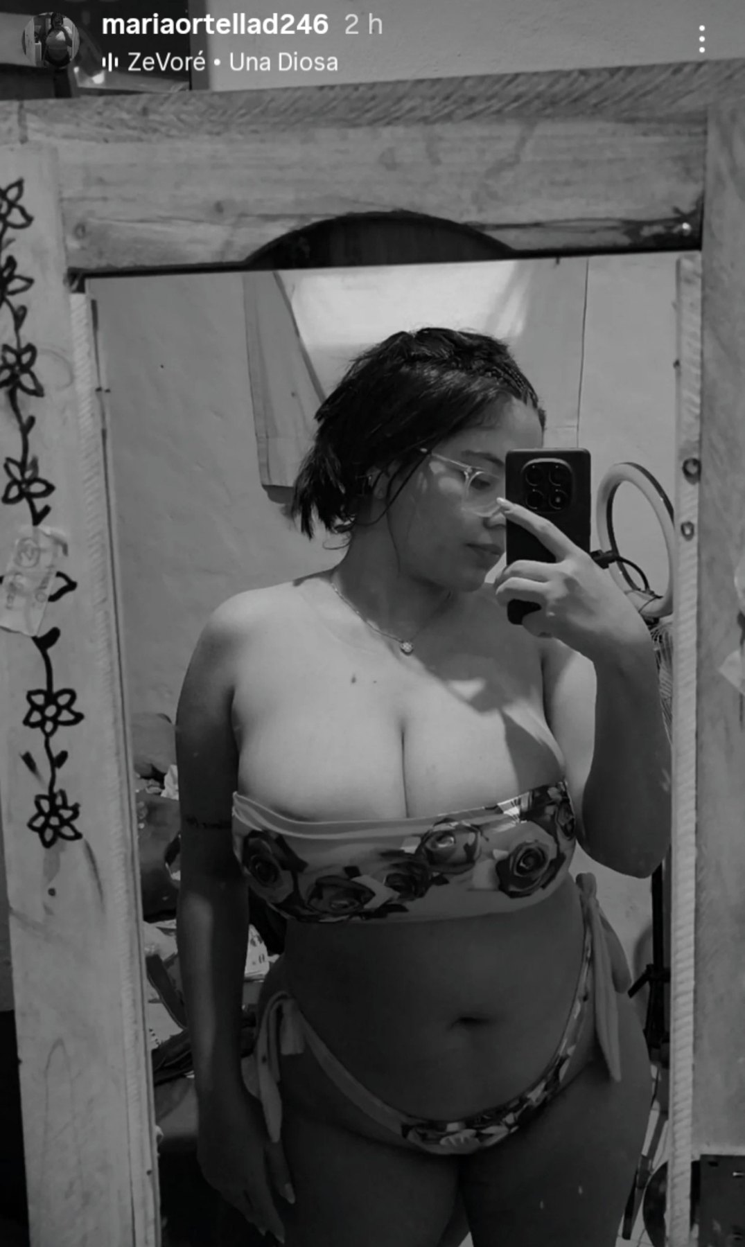 Si o si hay de esta tetona