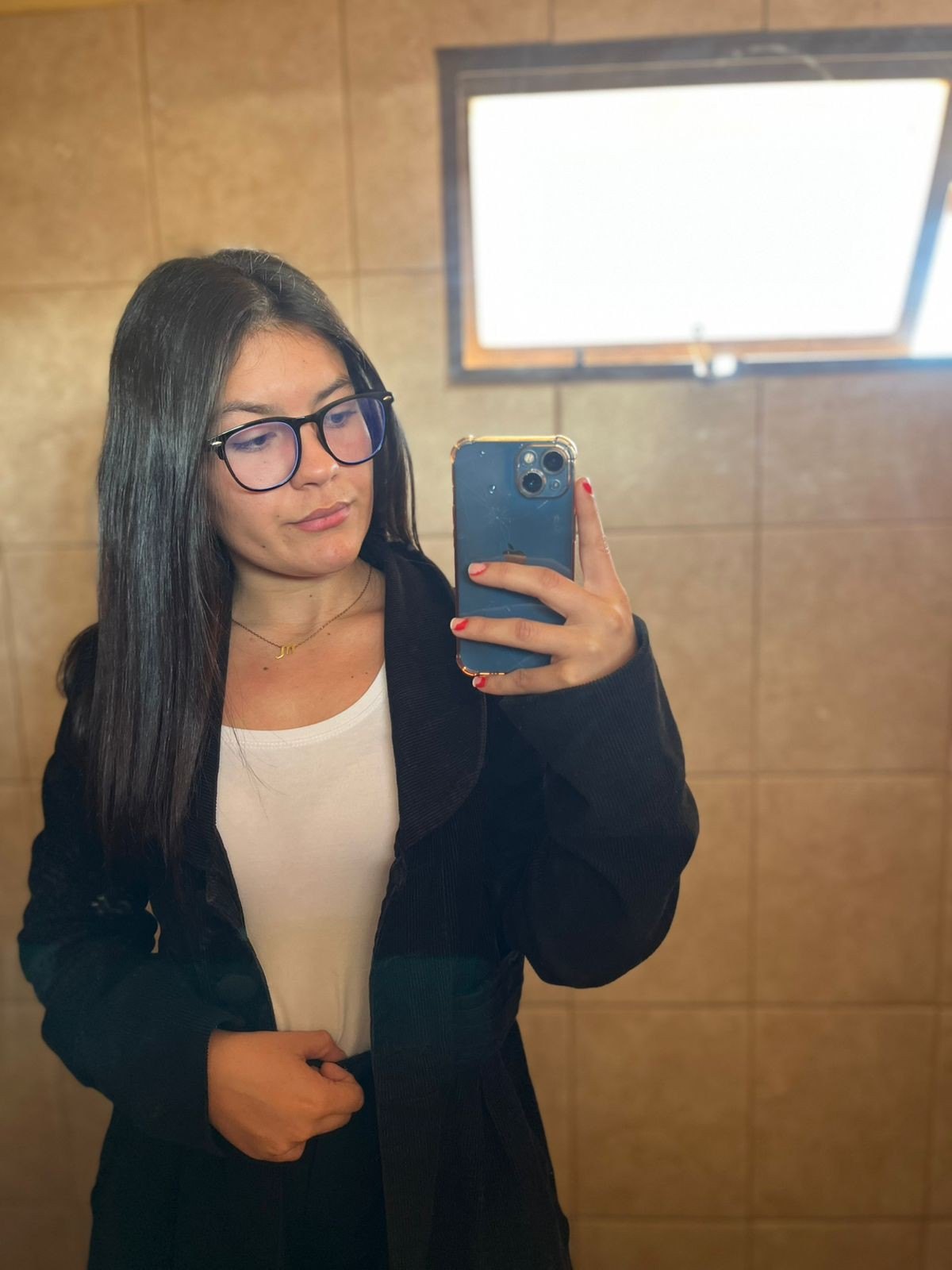 Algo de esta Magali Vera