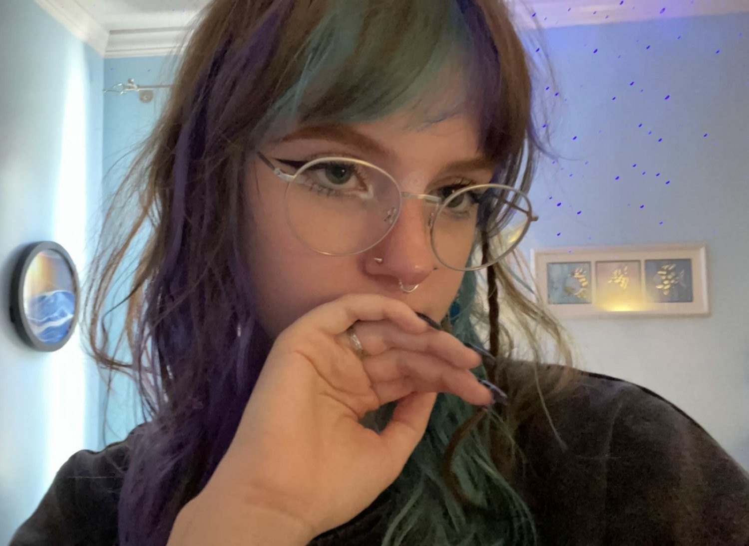 Anyone know her name? Or have anything