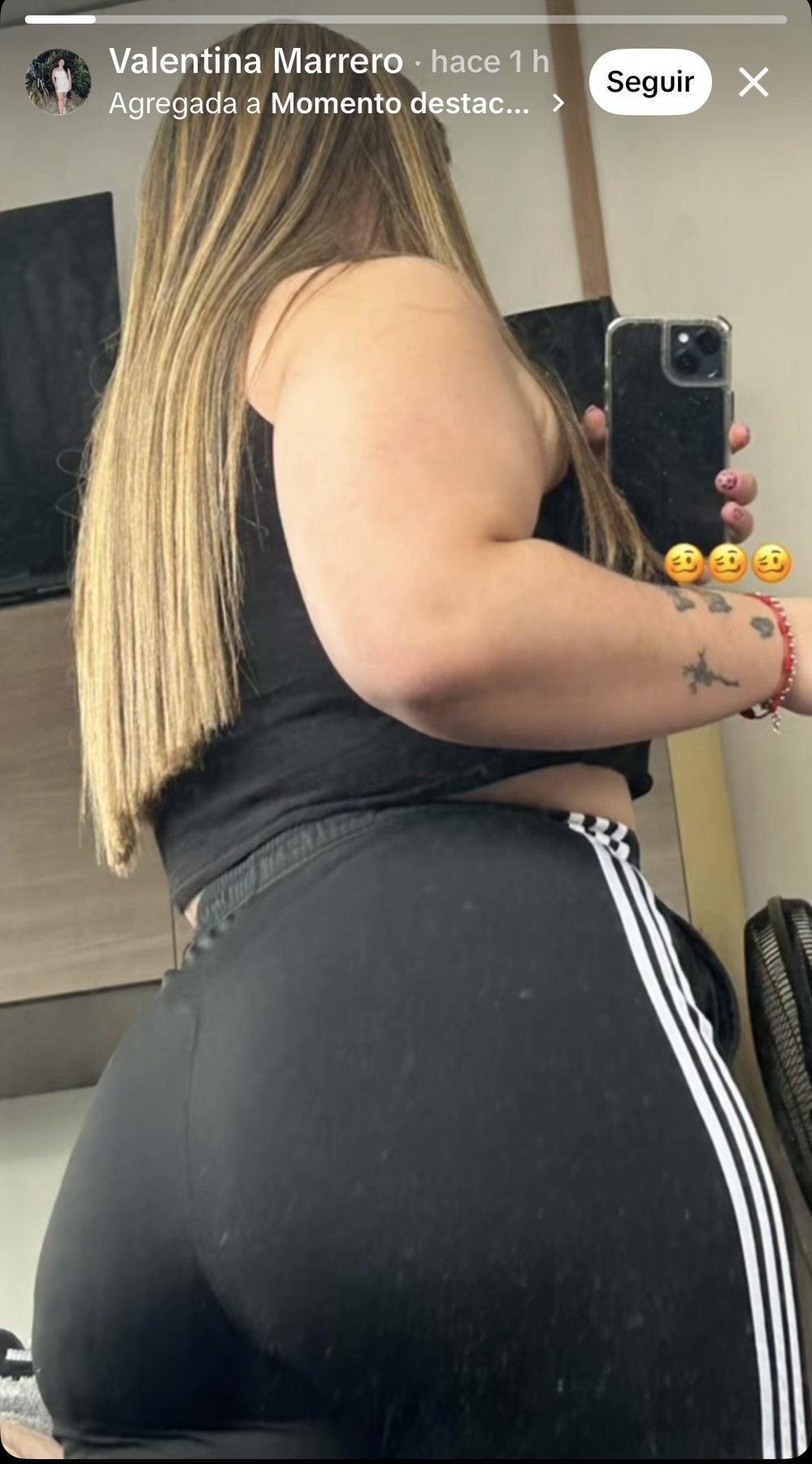 y de ella q hay?