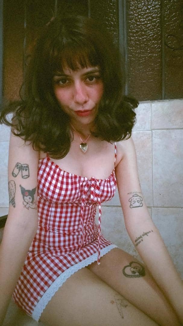Ella se nuevo, quien la conoce??