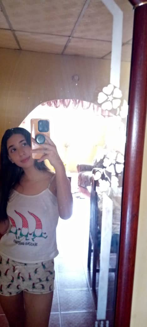 Alguien con contenido de ella Valeria Daza
