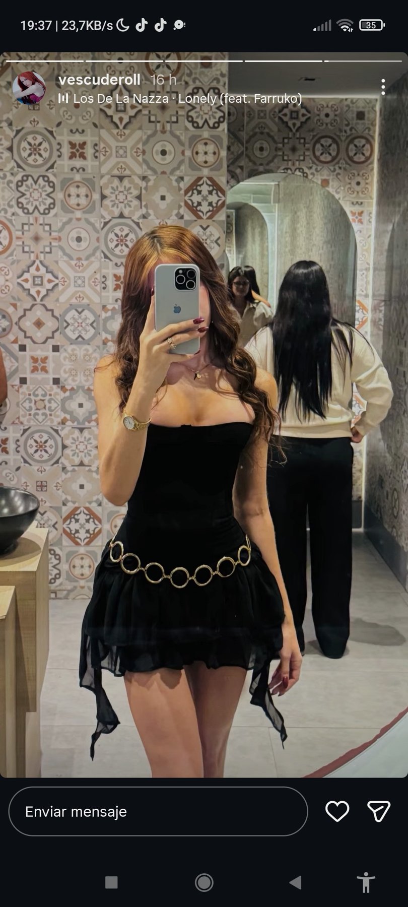 Algo de ella
