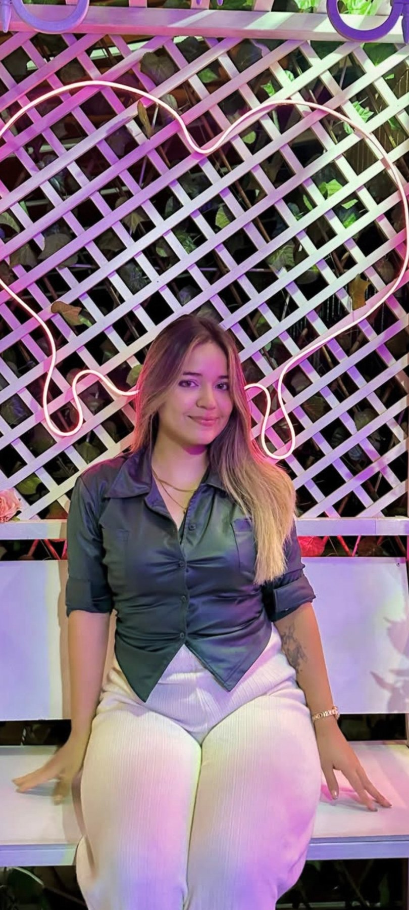 Está debe tener algo, compartan