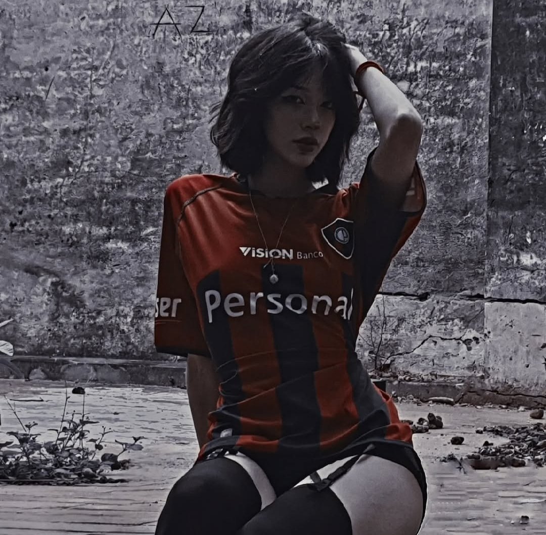 Leaked latina sexy girlfriend emo flaca culona Rica deliciosa cojiendo en cuatro hot nudes