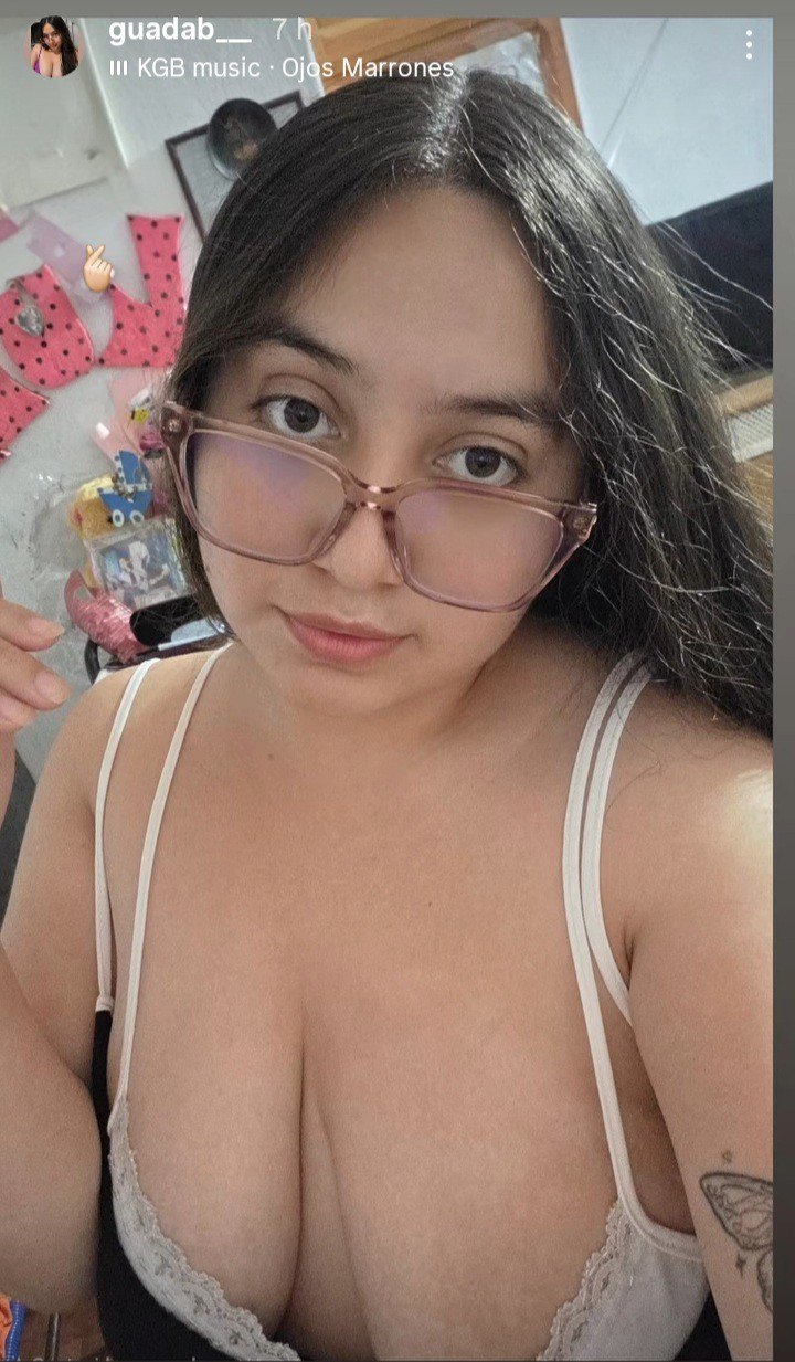 Algo de esas tetas caidas?