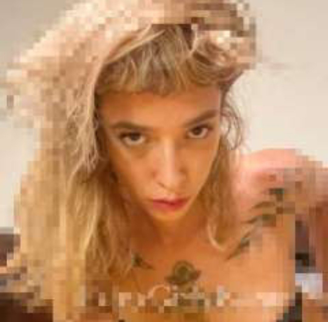 Más de Zoe?