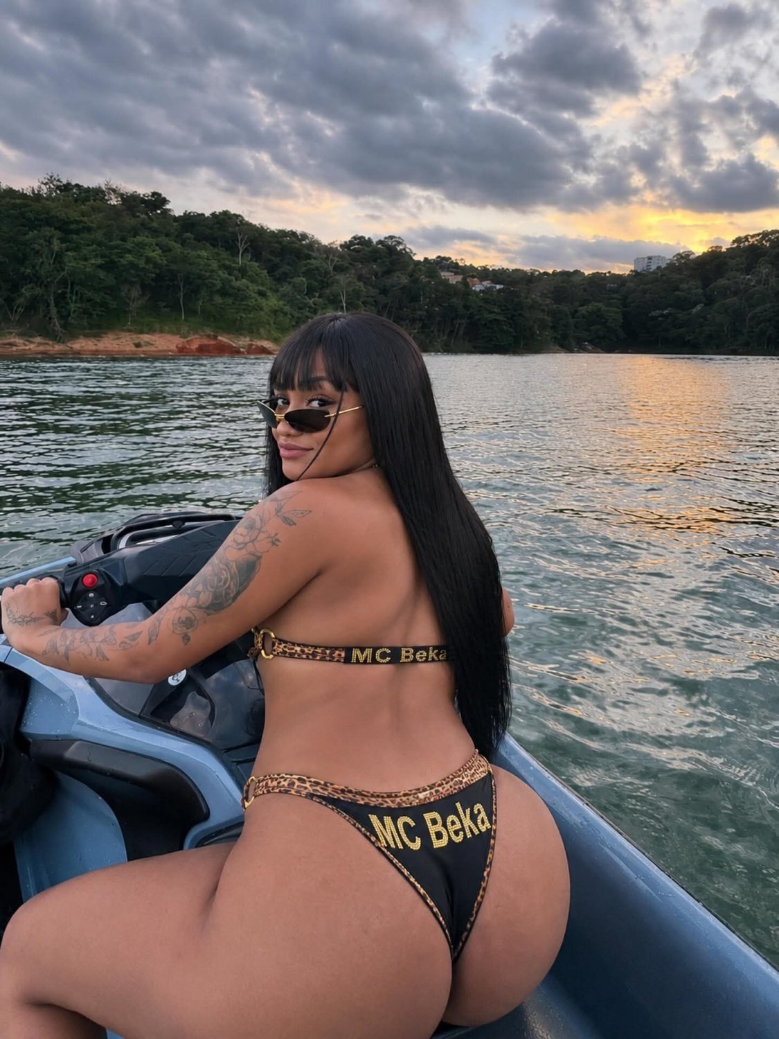 Porno brasileiro (brazilian porn ) · respuesta
