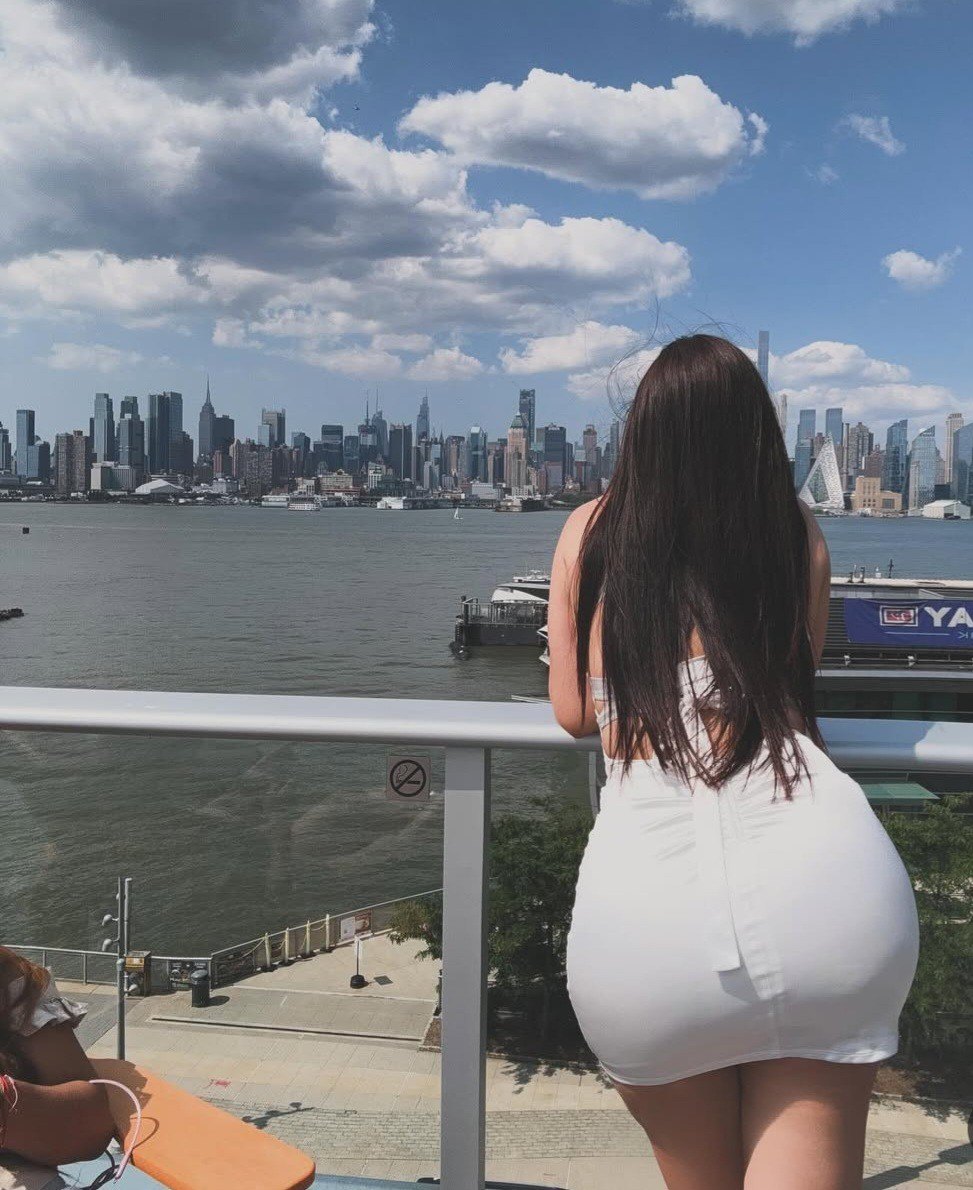 Thick latina in the US, anyone have anything? · respuesta