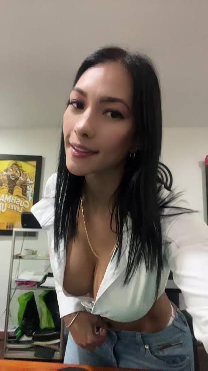 Algo de esta Milf · respuesta