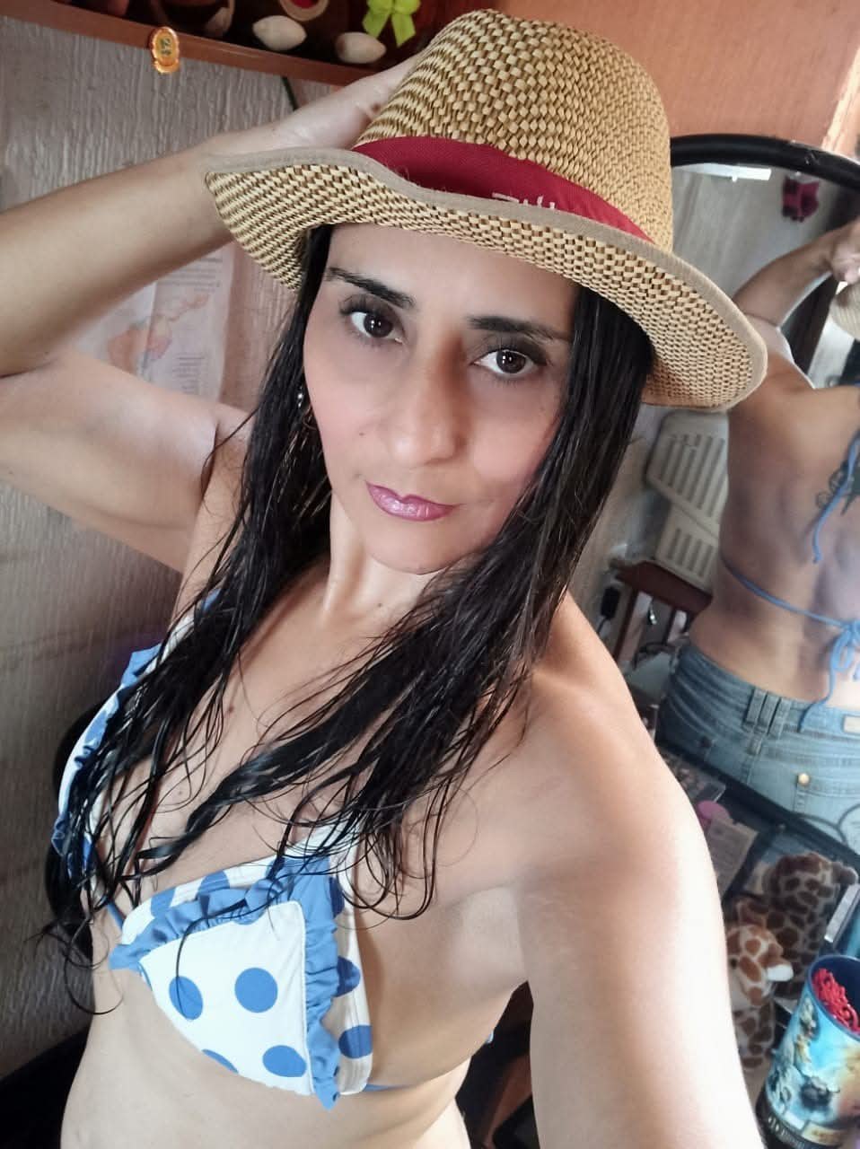 Milf colombiana · respuesta