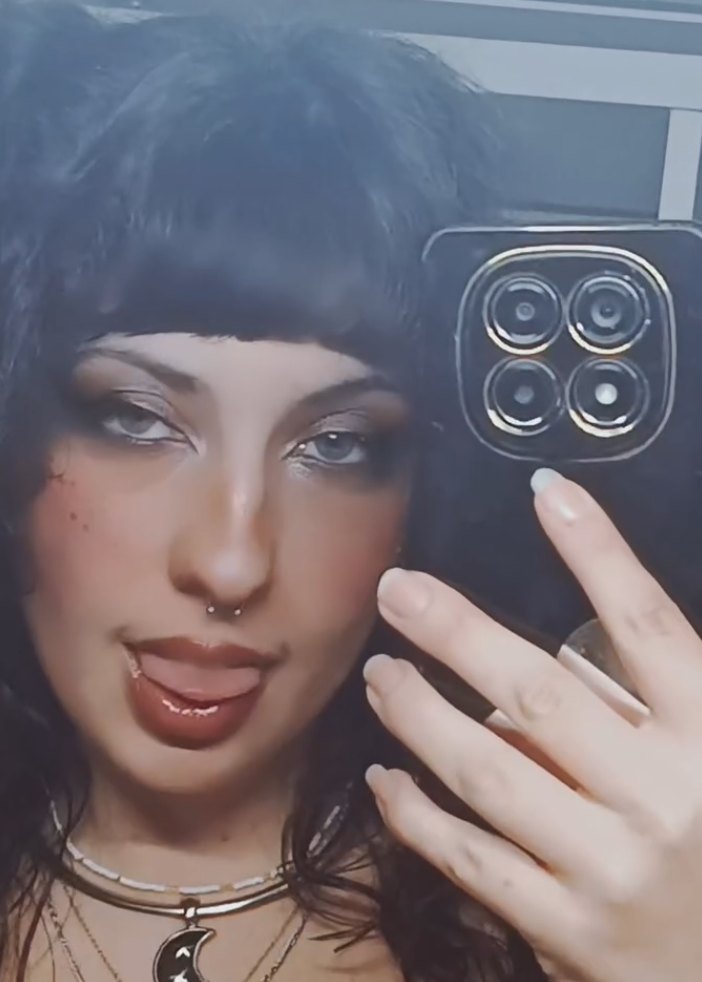 Ana / Ckaella · respuesta
