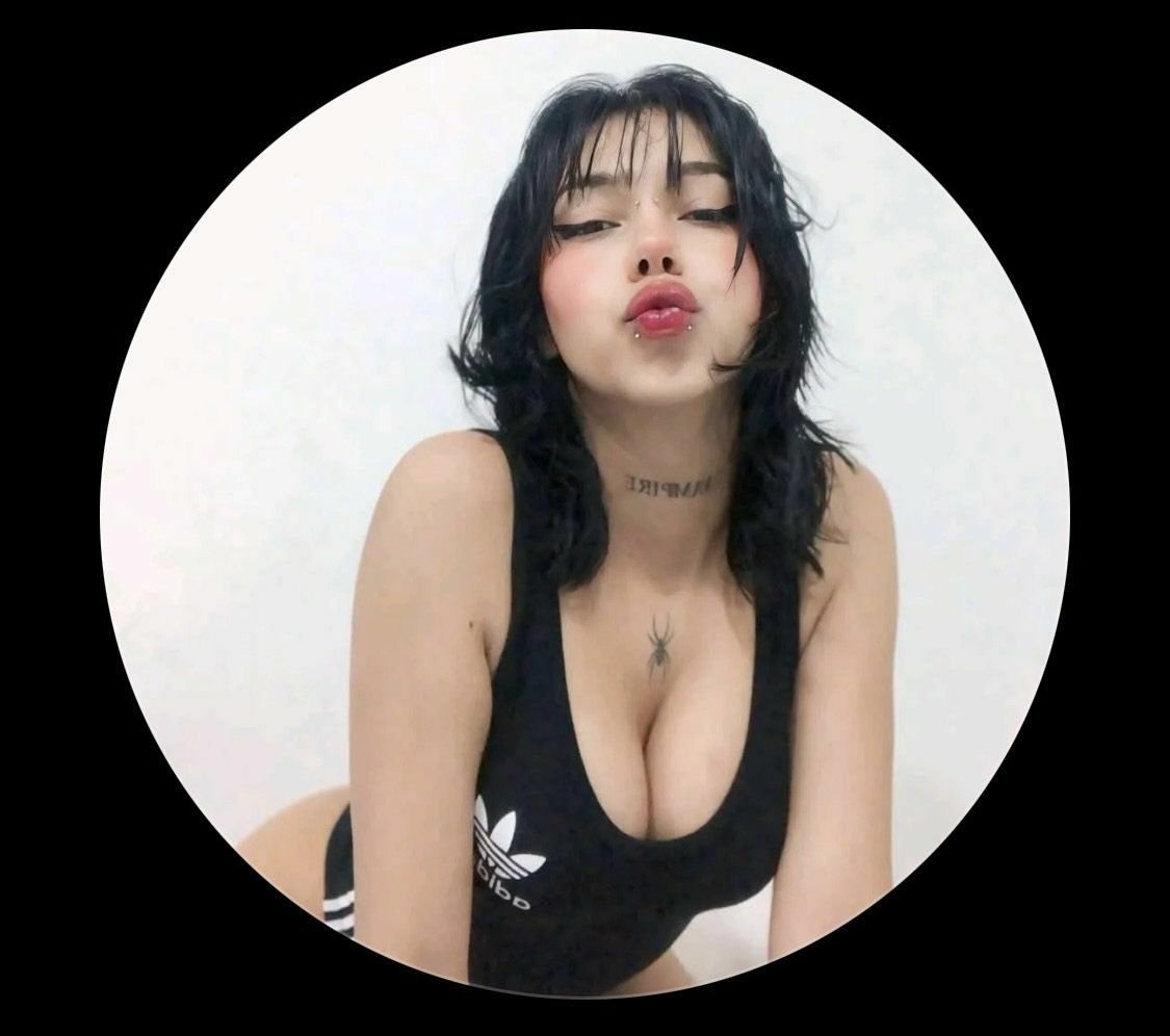 Morra tetona nudes pack casero Quemada · respuesta
