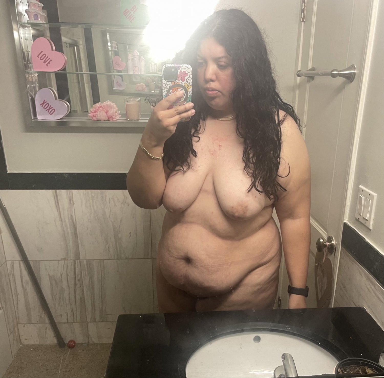 Ana 29 y/o BBW Selfie Girl From Cali · respuesta