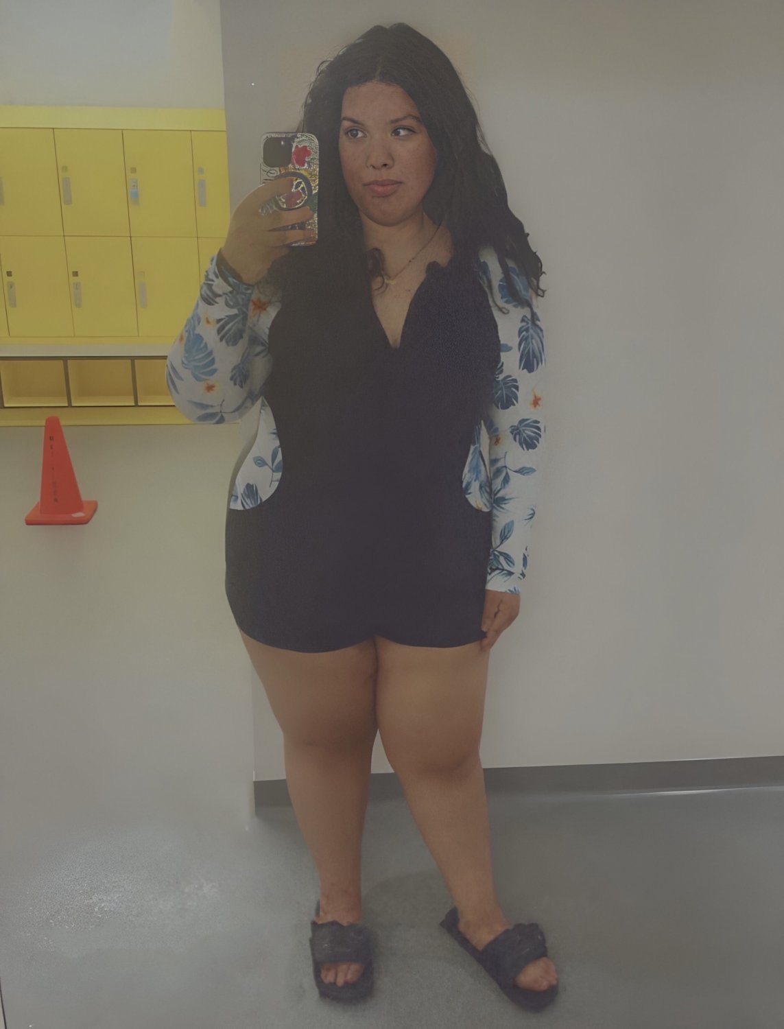 Ana 29 y/o BBW Selfie Girl From Cali · respuesta
