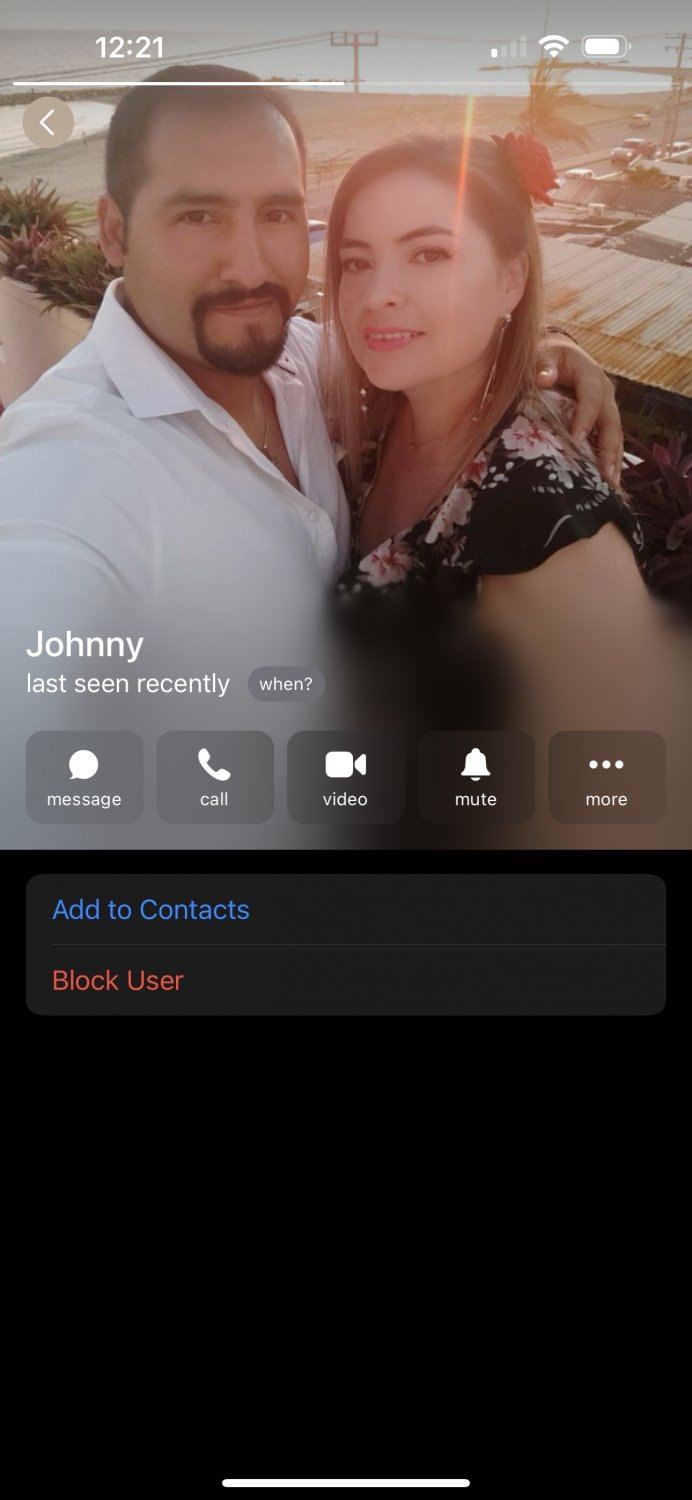 Esposa de Johnny de Ecuador el nombre de su esposa empieza con T · respuesta