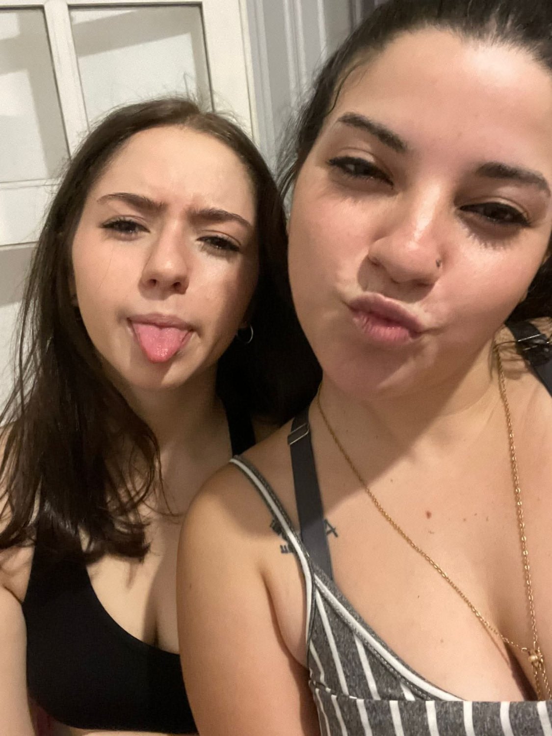 La amiga de mi novia · respuesta