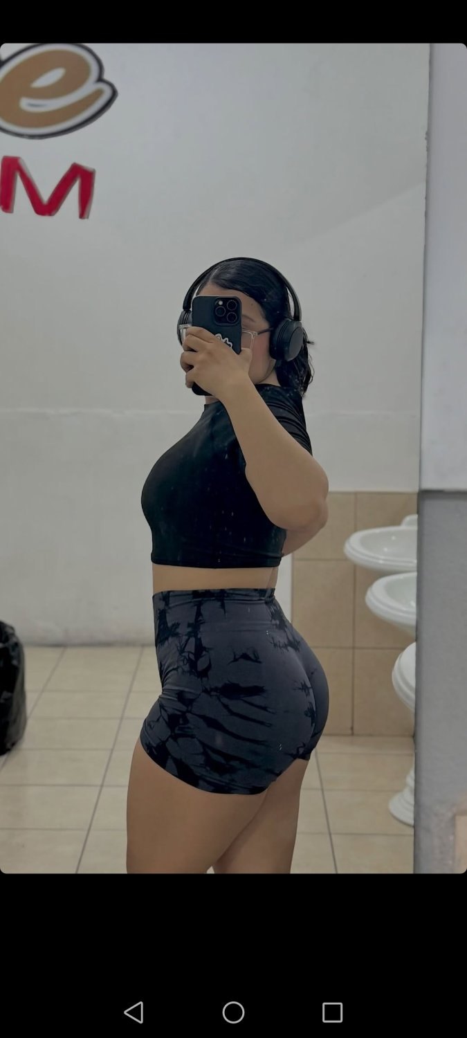 Si ls conocen díganle qué es una buena putita nalgona y así debe ser exhibida 🤭🤤🤤🙏🏾 · respuesta