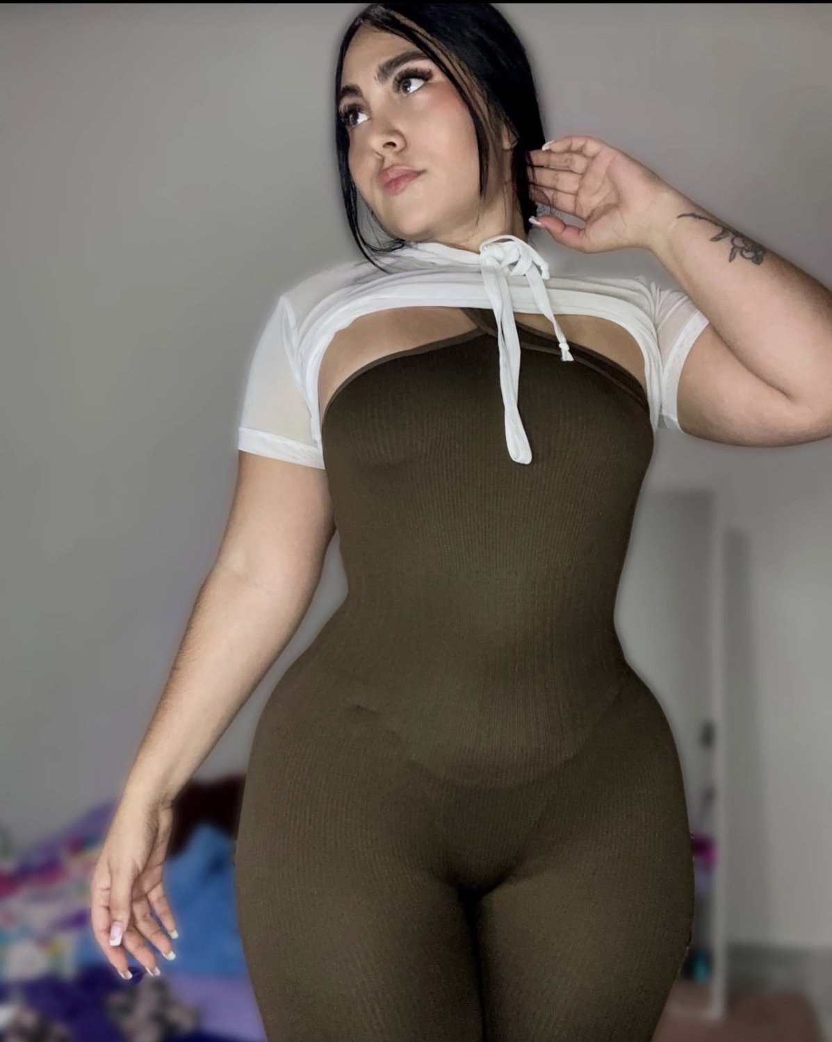 Colombia Asian big booty · respuesta