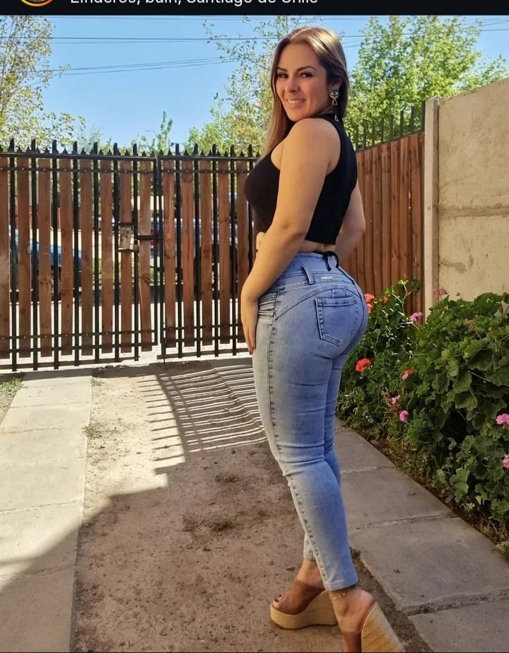 Milf venezolana en chile🇻🇪🇨🇱 · respuesta