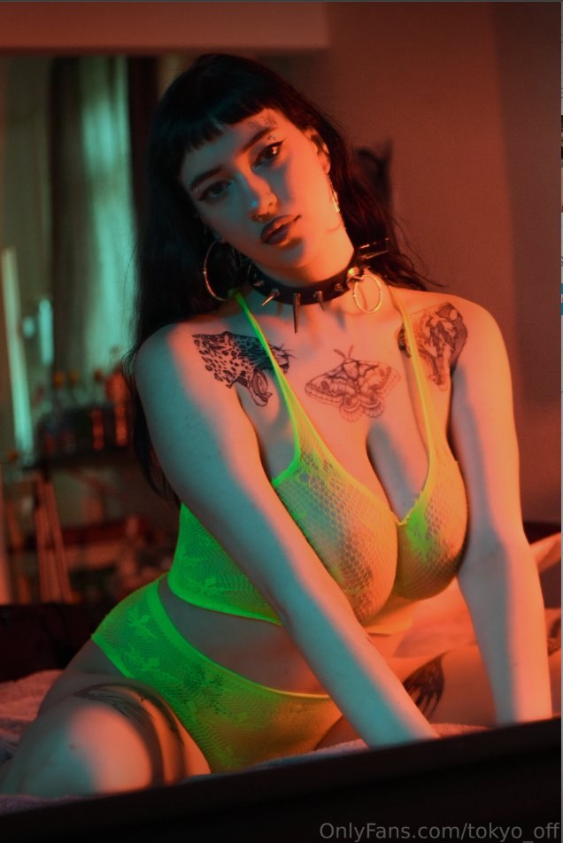 Tokyo_off Hungarian escort · respuesta
