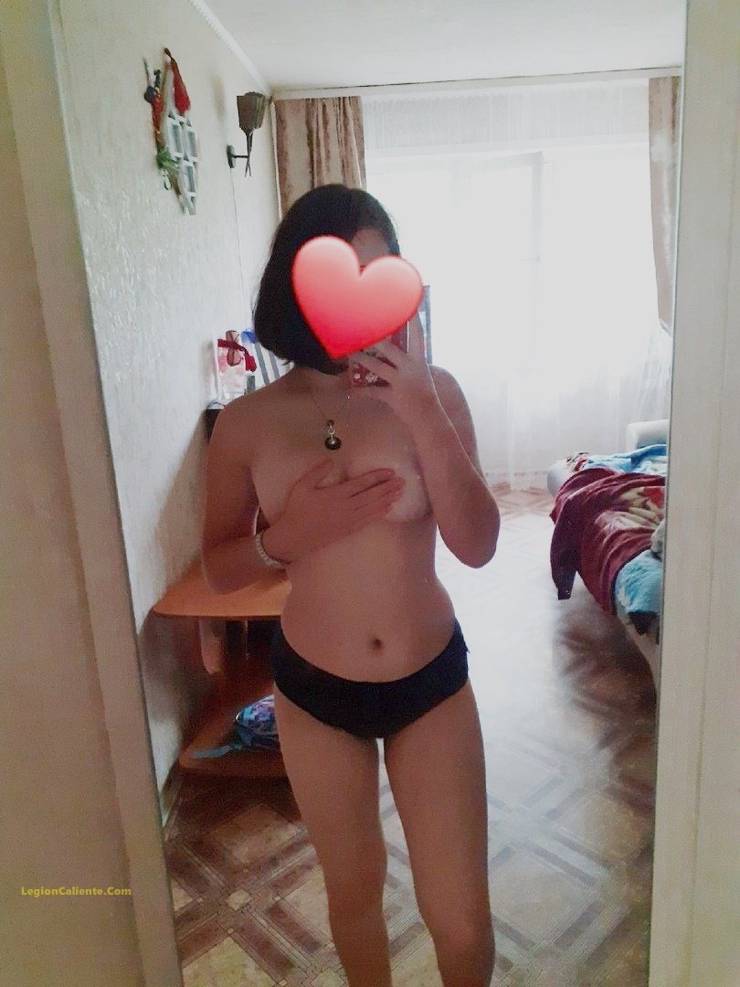 Putit4 Milán mostrando su tetitas chep4 lindo cul0 zorrit4 cam. · respuesta