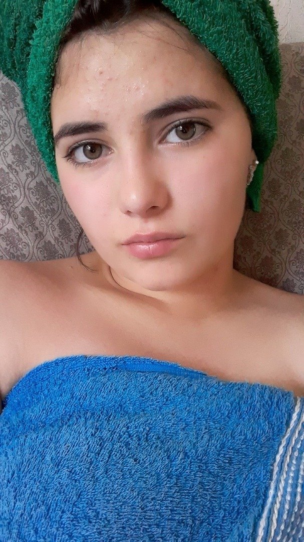Putit4 Milán mostrando su tetitas chep4 lindo cul0 zorrit4 cam. · respuesta